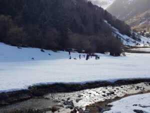 HI Lac d'Estaing enneigé C