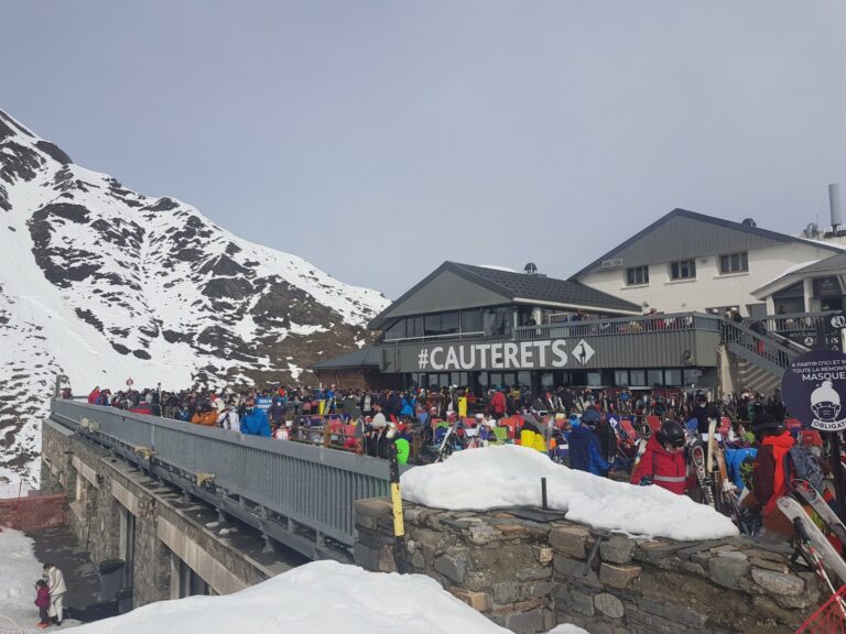 HI Vue station du Lys Cauterets D